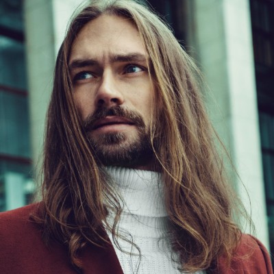 dienst 698a26e64df828.58799448